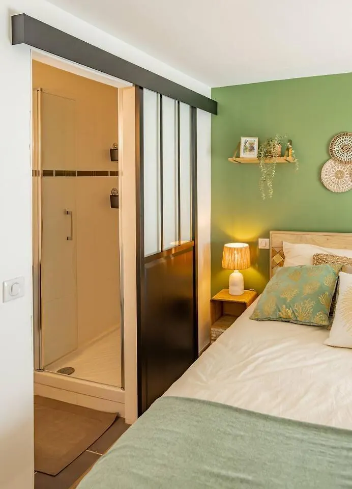 City Center Apartment Air-Conditioned Parking Sainte-Maxime 0*,  France